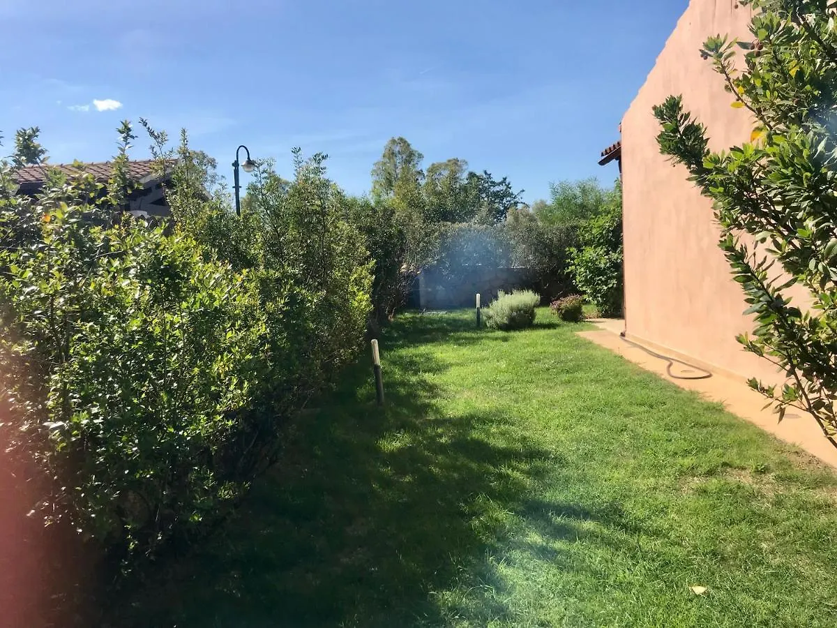 Villa Villetta Indipendente Fronte Spiaggia Budoni 0*,