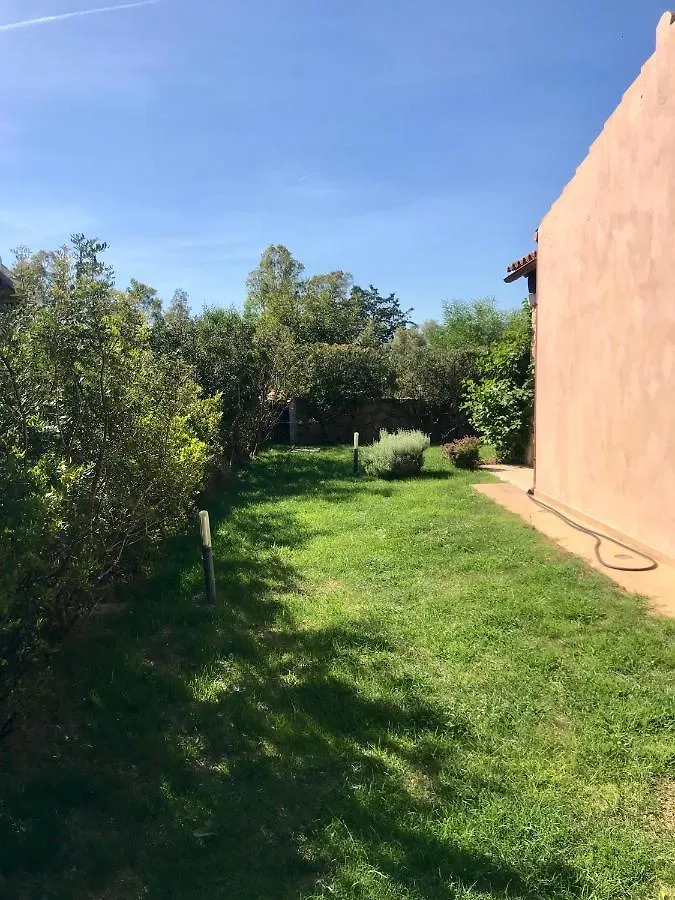 Ferienhaus Villa Villetta Indipendente Fronte Spiaggia Budoni