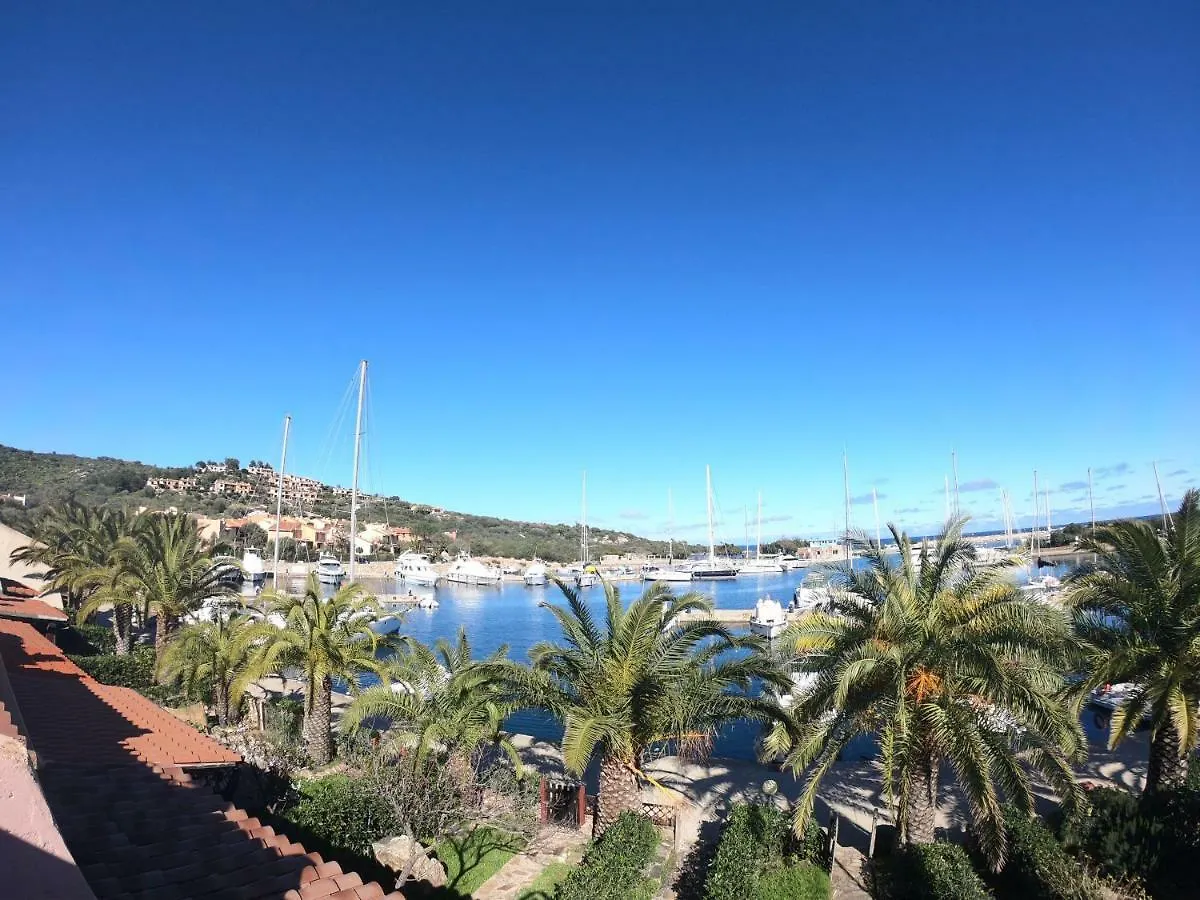 Ferienhaus Villa Villetta Indipendente Fronte Spiaggia Budoni