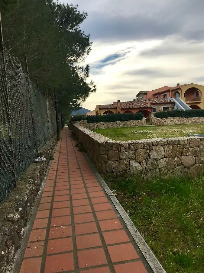 Villa Villetta Indipendente Fronte Spiaggia Budoni 0*,